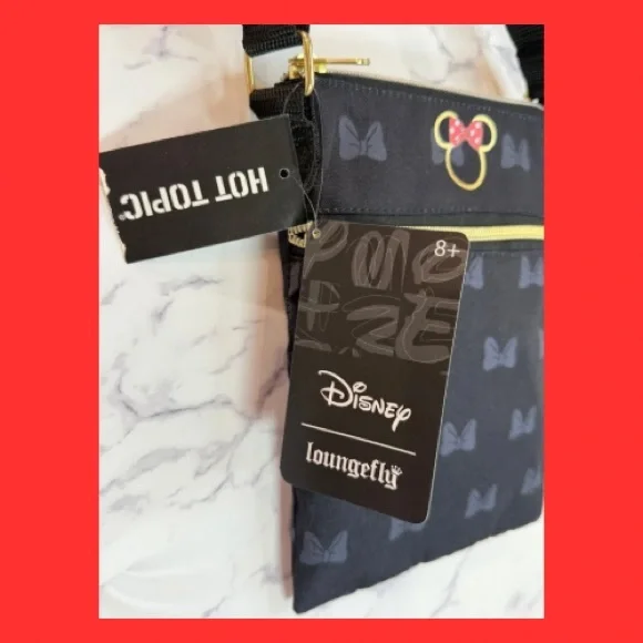 NWTLoungefly Disney Minnie Mouse Icon Passport Crossbody Black Gold Fashion Diva - Picture 4 of 5